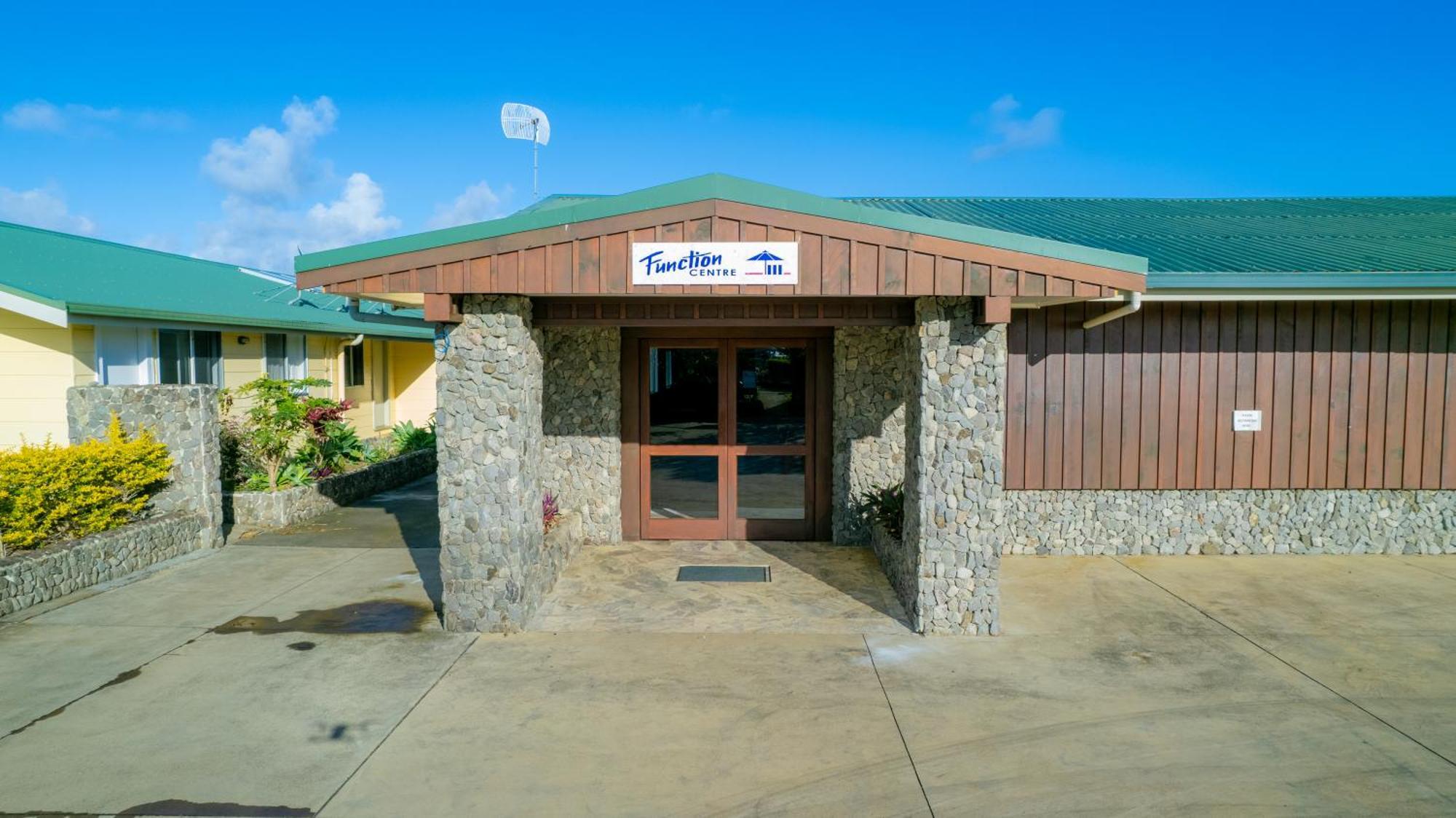 South Pacific Resort Hotel バーント・パイン エクステリア 写真