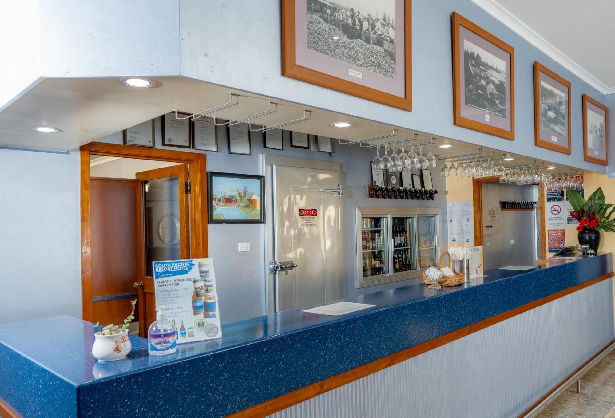 South Pacific Resort Hotel バーント・パイン エクステリア 写真