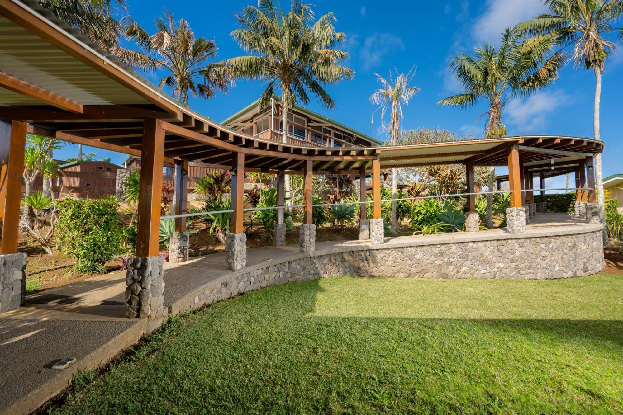South Pacific Resort Hotel バーント・パイン エクステリア 写真