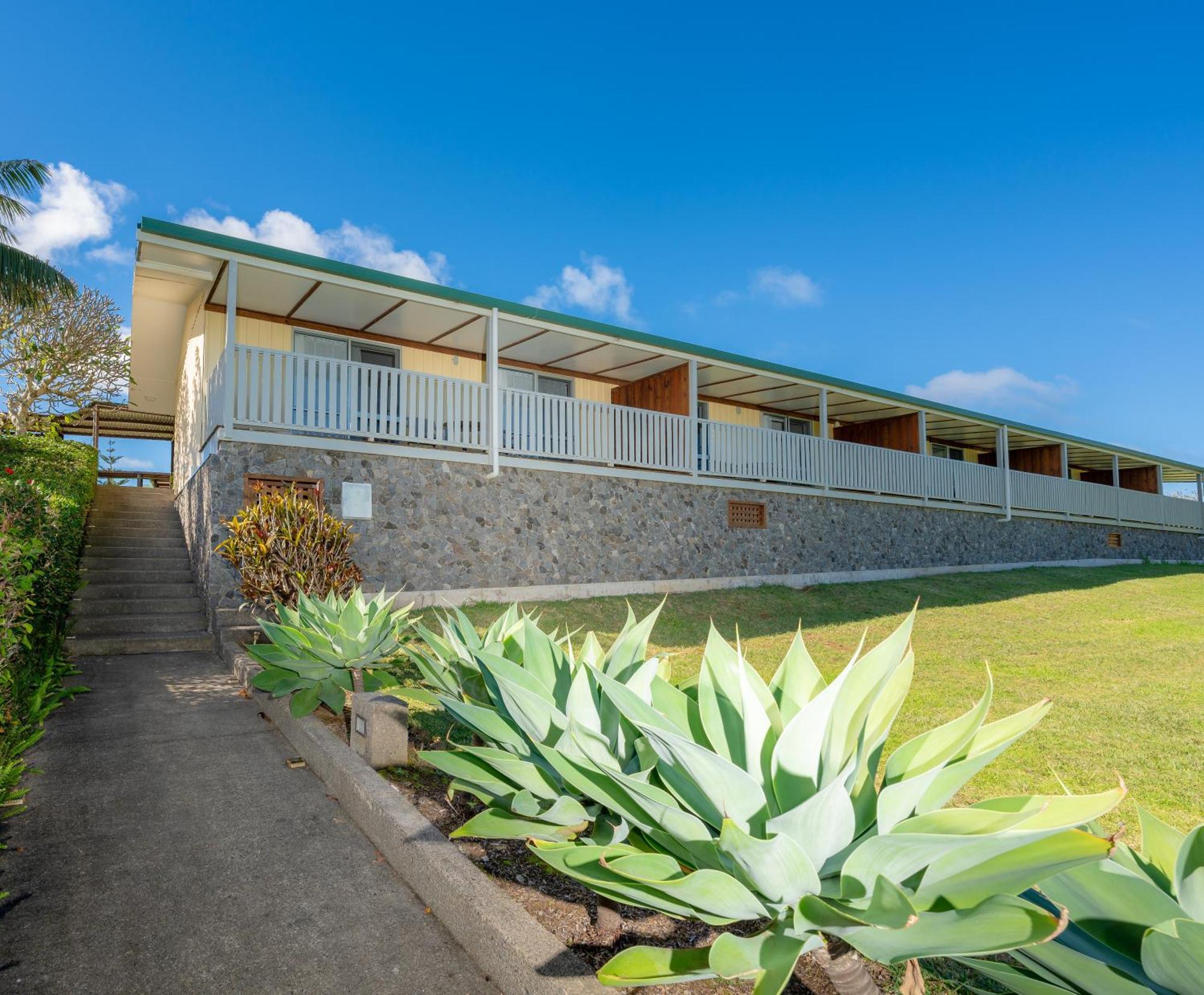South Pacific Resort Hotel バーント・パイン エクステリア 写真